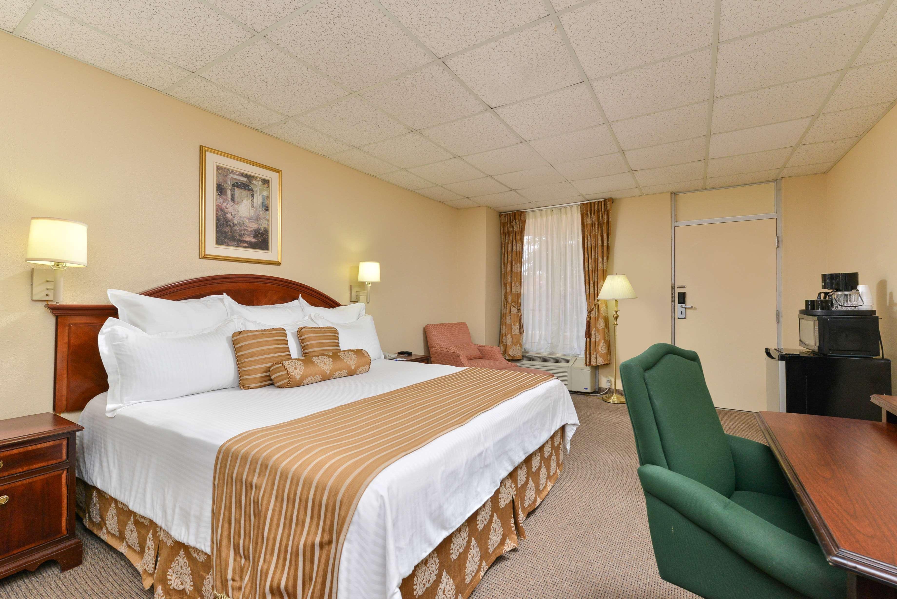 Americas Best Value Inn And Suites Вікторія Екстер'єр фото
