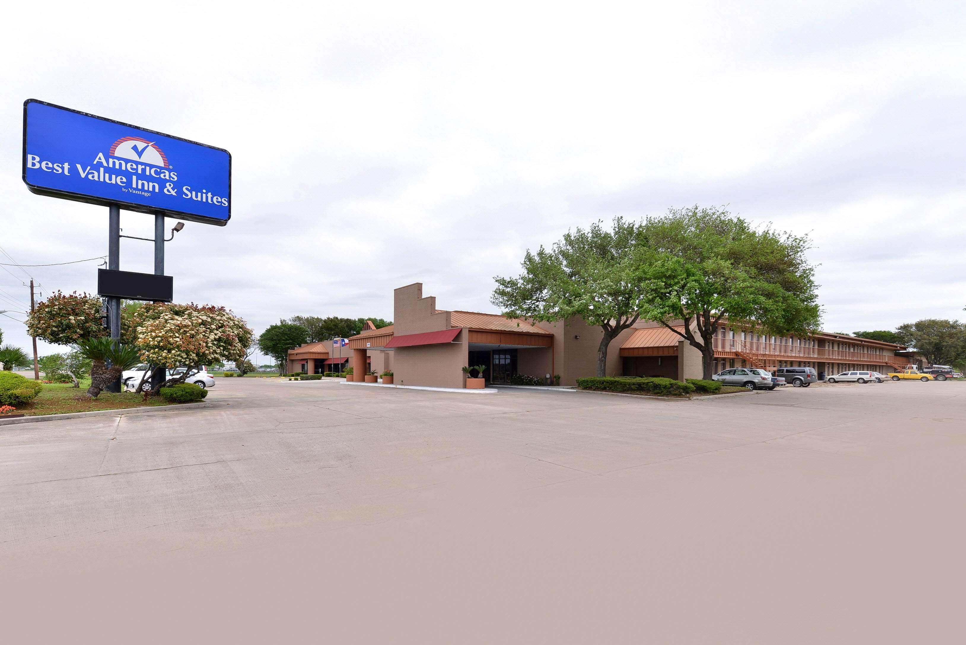Americas Best Value Inn And Suites Вікторія Екстер'єр фото